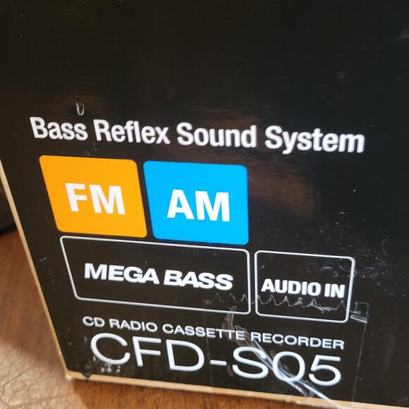 Sony CFD-S05 CD/Headphone Jack/CD-R Playback/Radio/CD-RW.../Cassette NEW SEALED - Picture 7 of 9